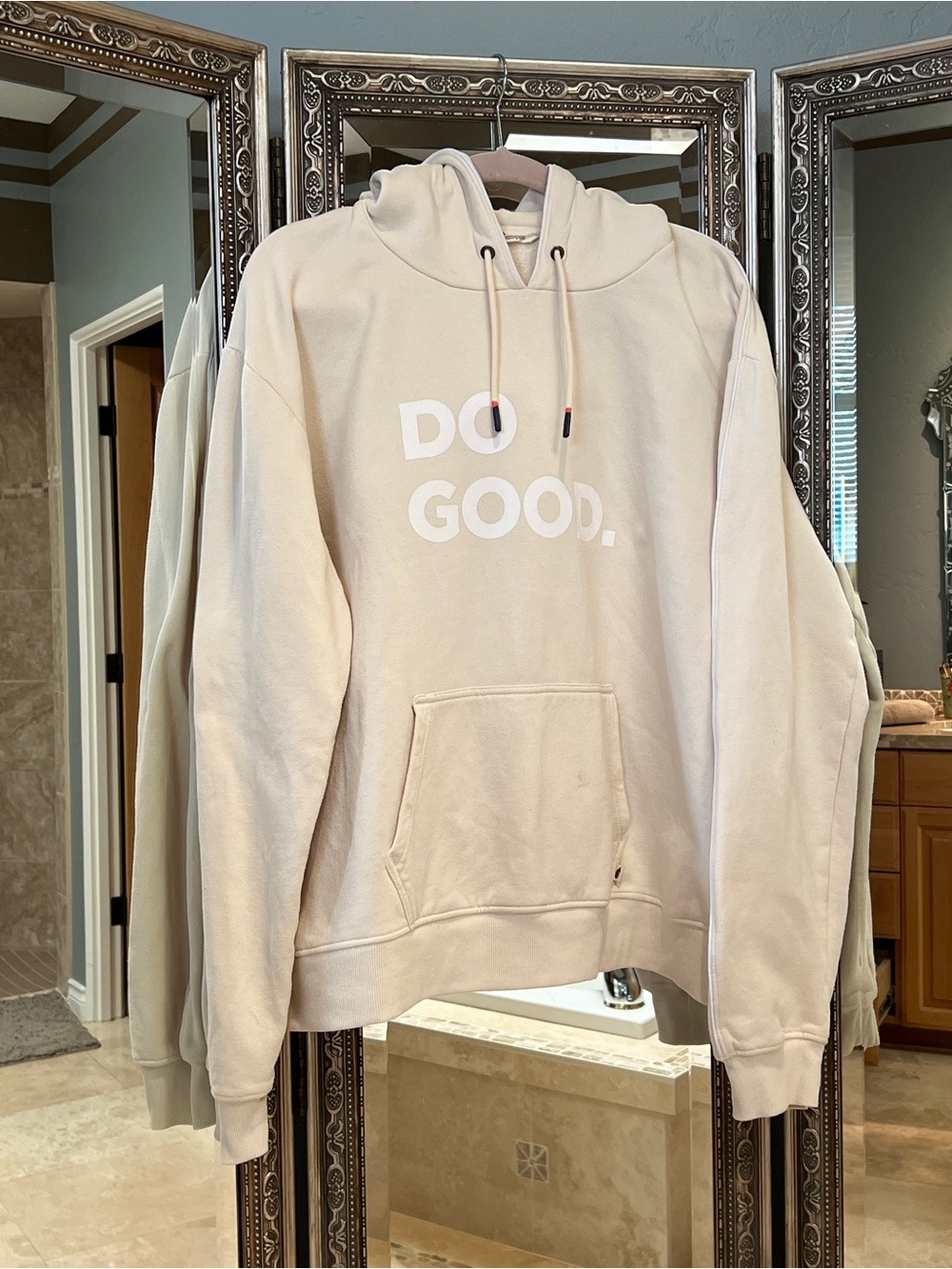 cotopaxi "DO GOOD." Hoodie - Cream - Sz XL